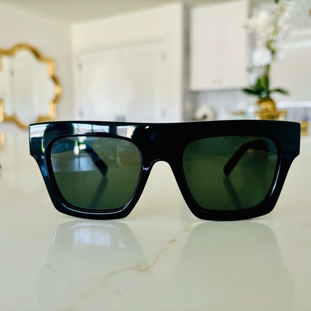 Revolve Le Specs SOLD OUT subdemention Sunglasses Black
